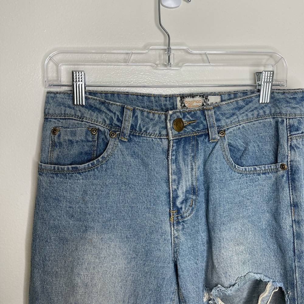 Boohoo High Waisted Distressed Jeans - Picture 6 of 7